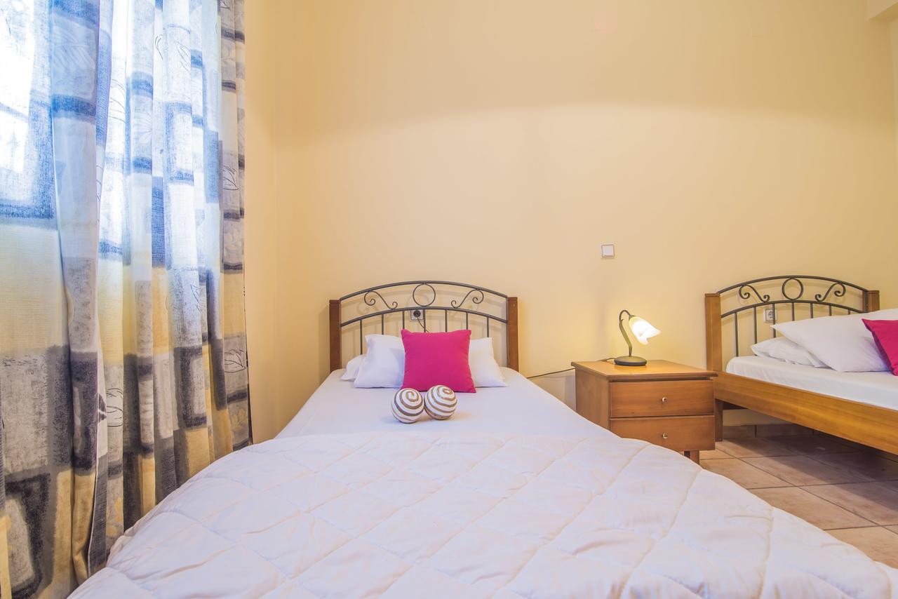 Tonia Apartments Zakynthos Town Ngoại thất bức ảnh
