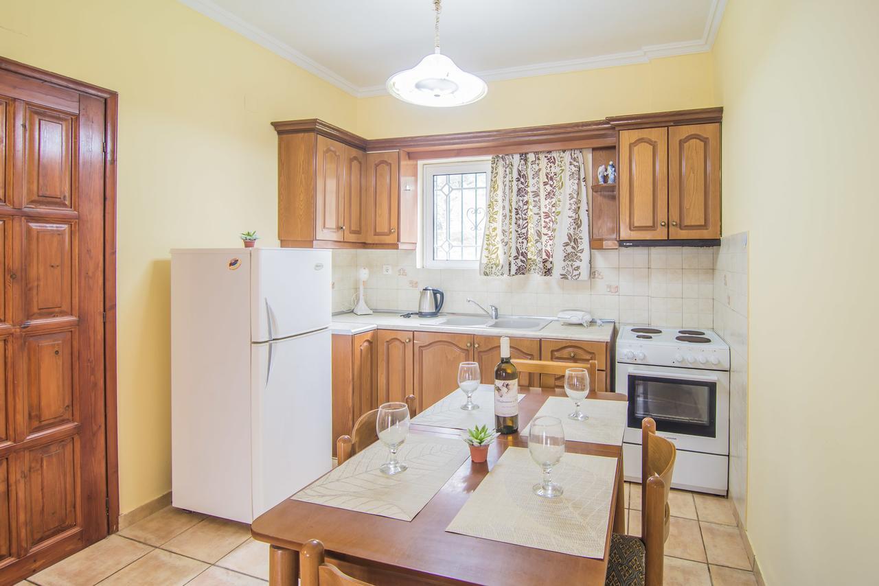 Tonia Apartments Zakynthos Town Ngoại thất bức ảnh